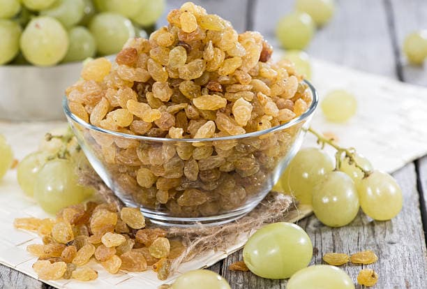 خرید کشمش پلویی تازه + فروش ویژه